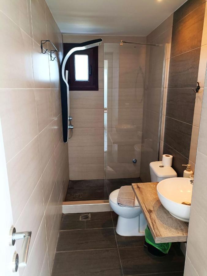 Salonikiou Beach Apartments Akti Salonikiou 外观 照片
