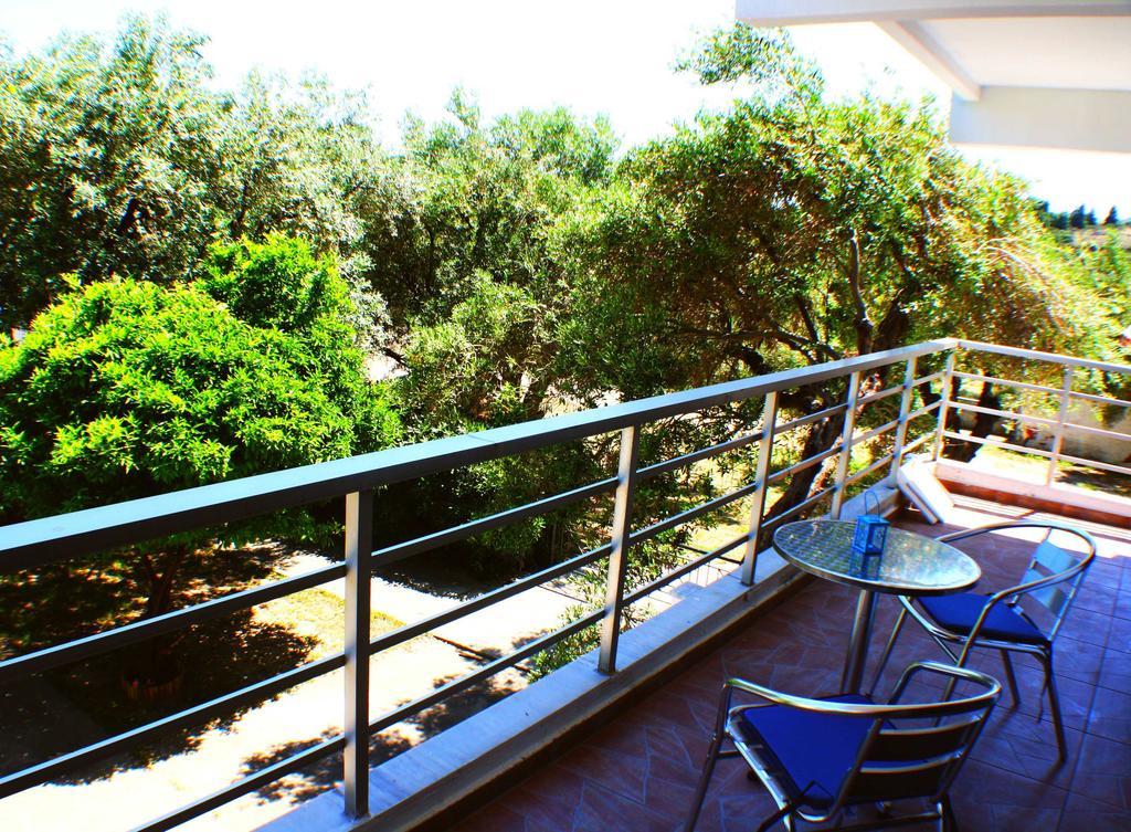 Salonikiou Beach Apartments Akti Salonikiou 客房 照片
